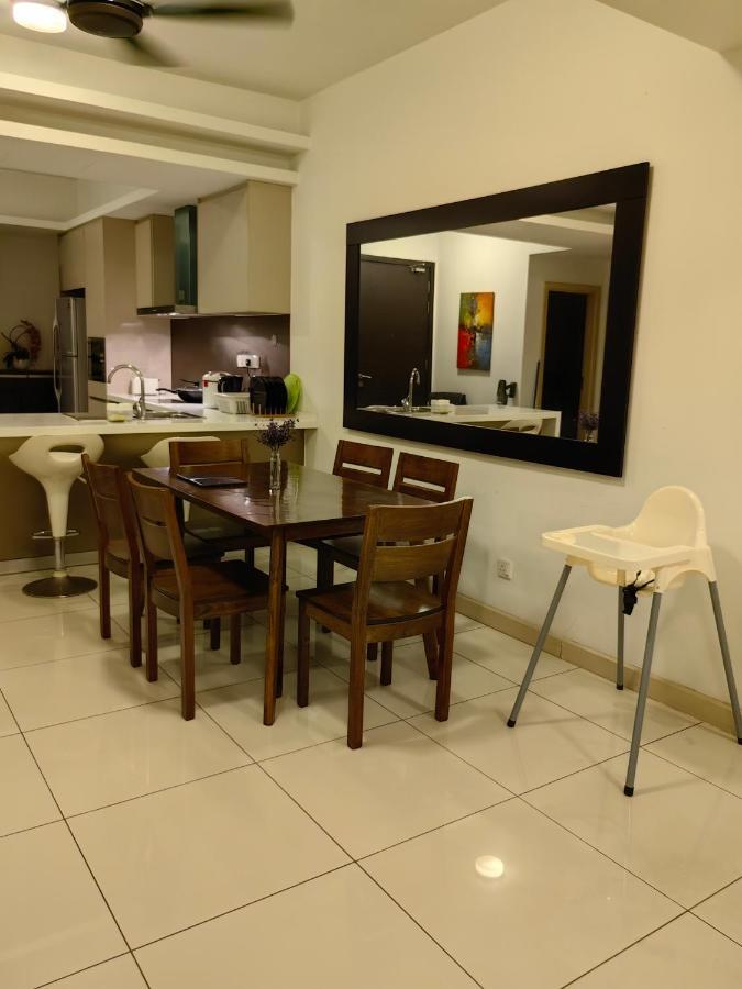 Pangsapuri 5 Changkat Bukit Bintang 5 Minutes To Alor Street Bukit Ceylon Klcc Pavilion 3r2b 10 Pax