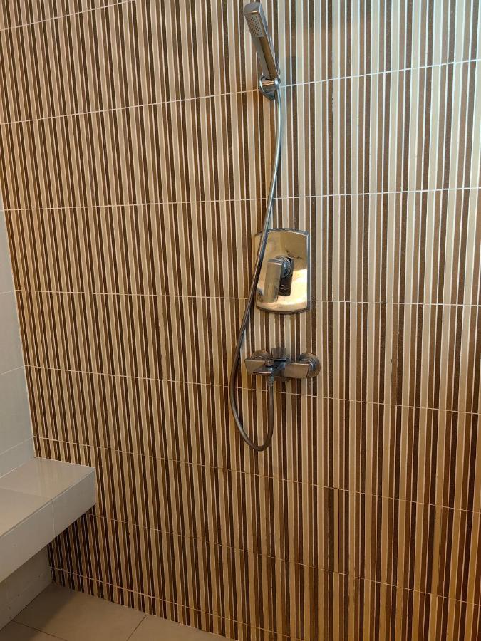 5 Changkat Bukit Bintang 5 Minutes To Alor Street Bukit Ceylon Klcc Pavilion 3r2b 10 Pax Pangsapuri *