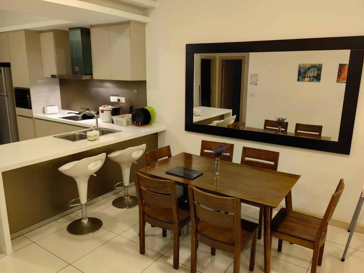 Apartment 5 Changkat Bukit Bintang 5 Minutes To Alor Street Bukit Ceylon Klcc Pavilion 3r2b 10 Pax